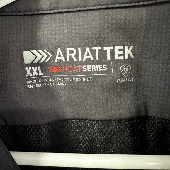 Ariat tek XXL button down shirt - Picture 4 of 4